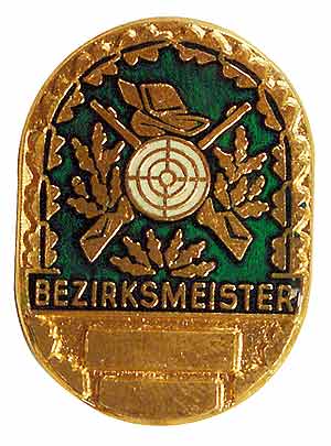 Bezirksmeister - mit Gravurfeld - zum Schlieen ins Bild klicken