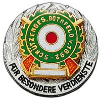 Fr besondere Verdienste